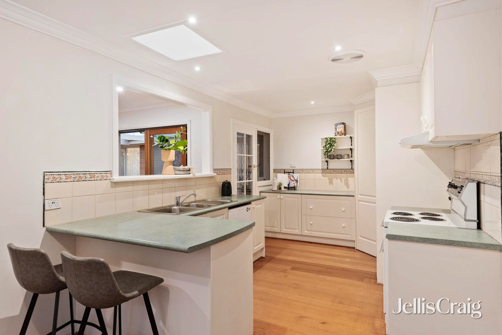 127 Maroondah Highway, Croydon image 4
