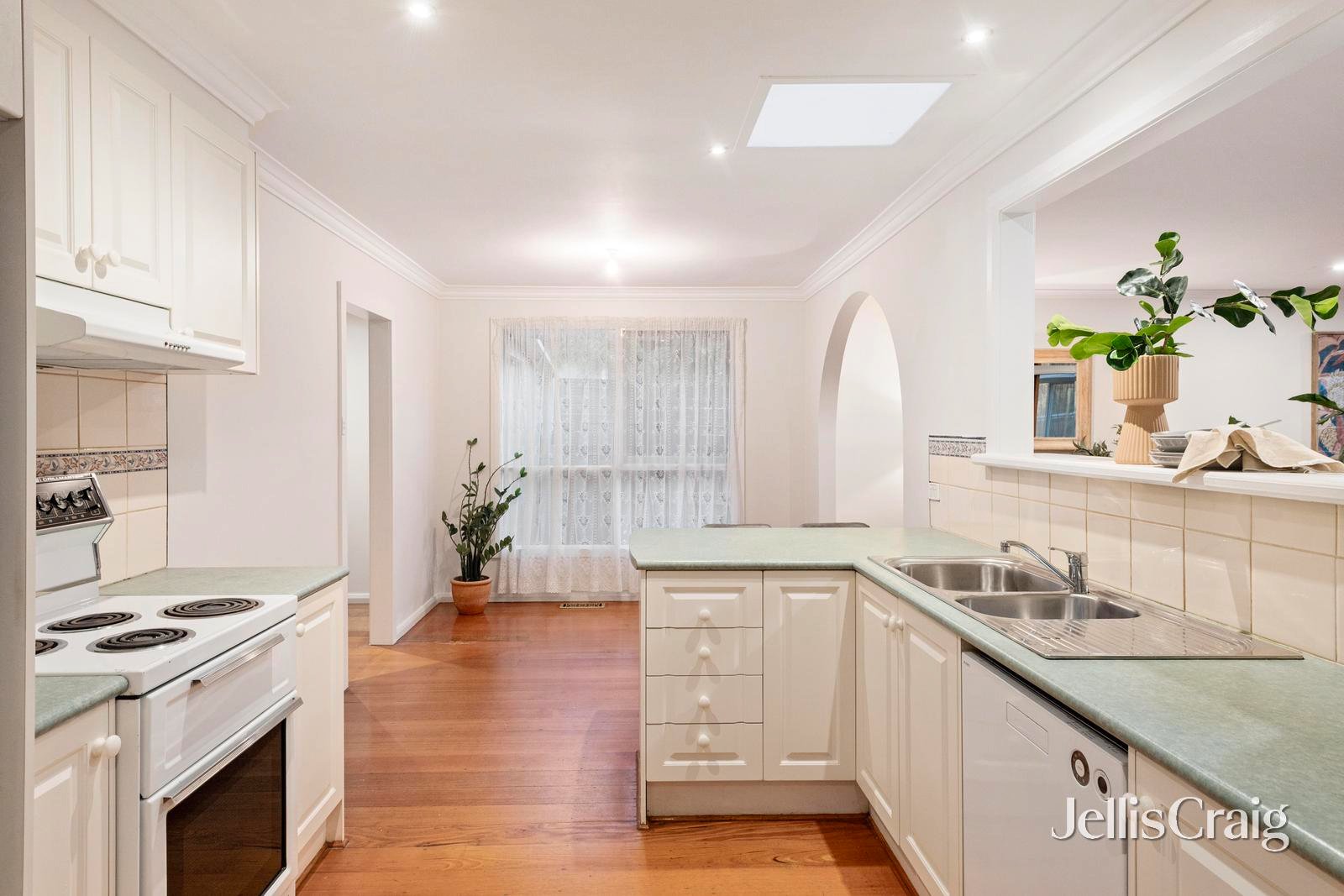 127 Maroondah Highway, Croydon image 5