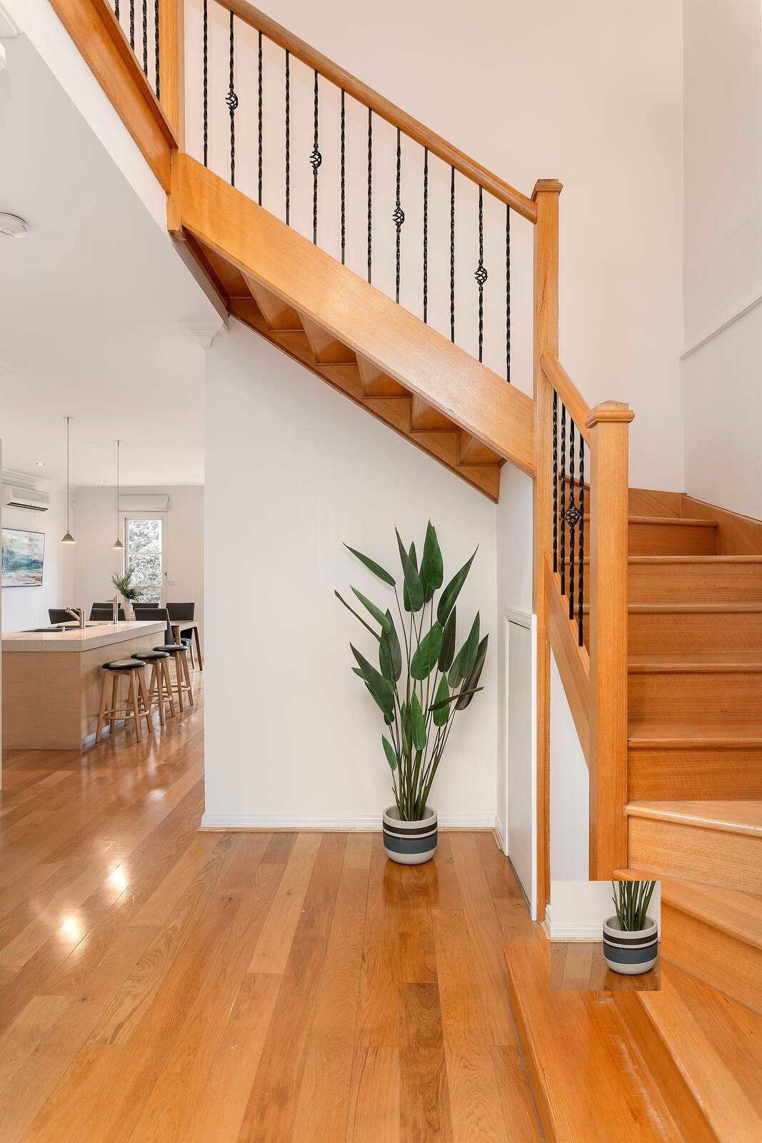 Property Gallery Thumbnail 6
