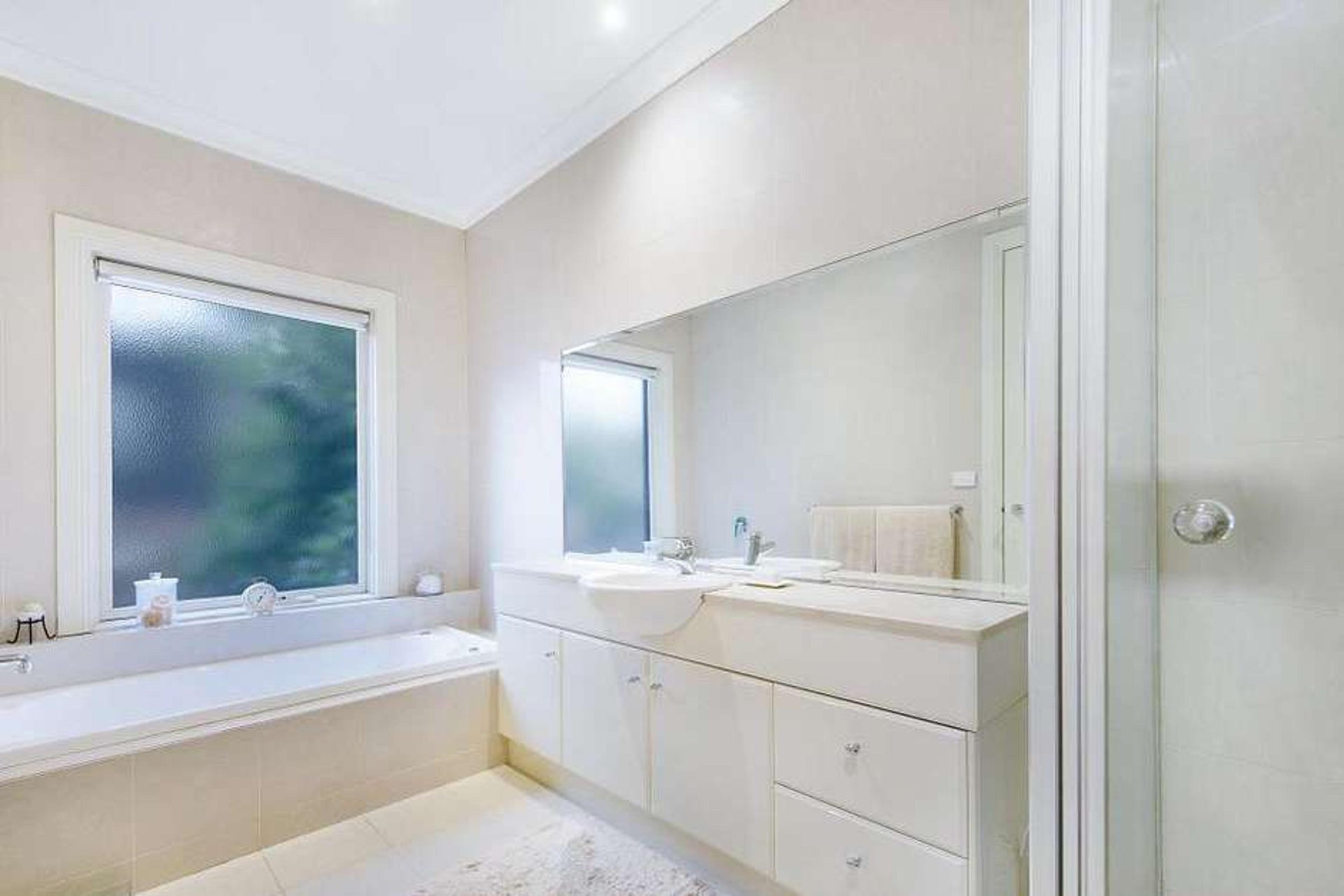 127 Mount Street, Kew image 6