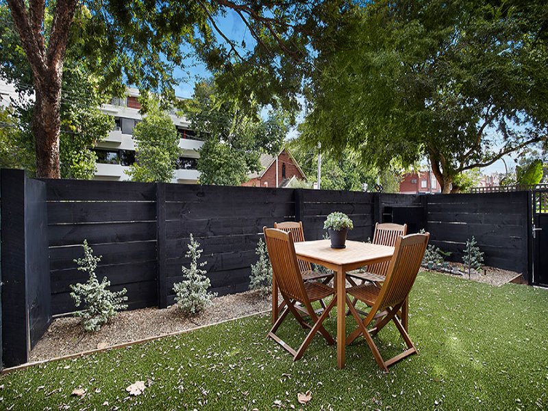 1/27 Ormond Road, Elwood image 1