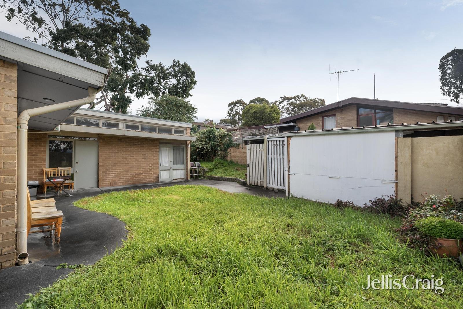 127 Springvale Road, Glen Waverley image 6