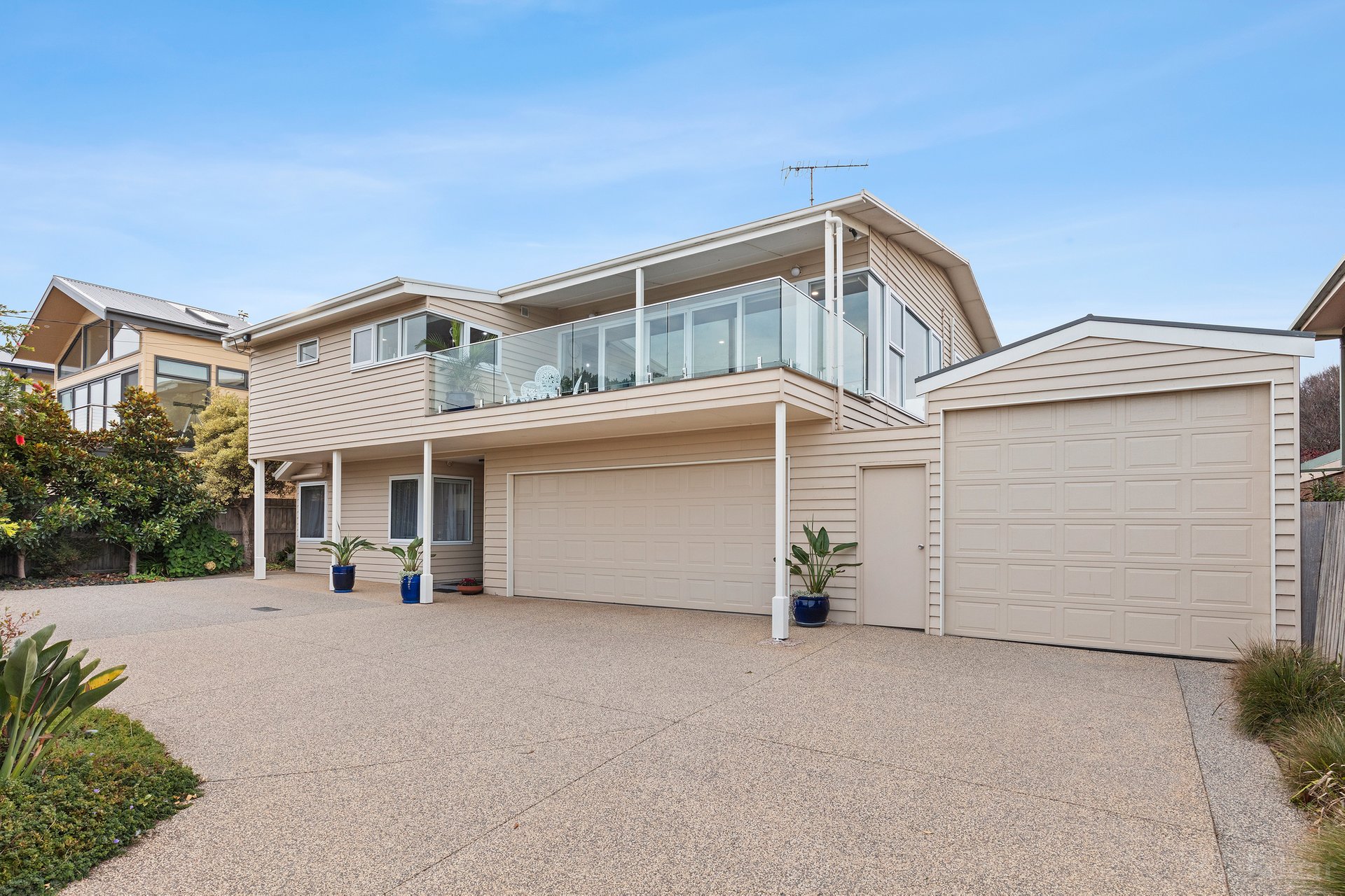 Property Gallery Thumbnail 17