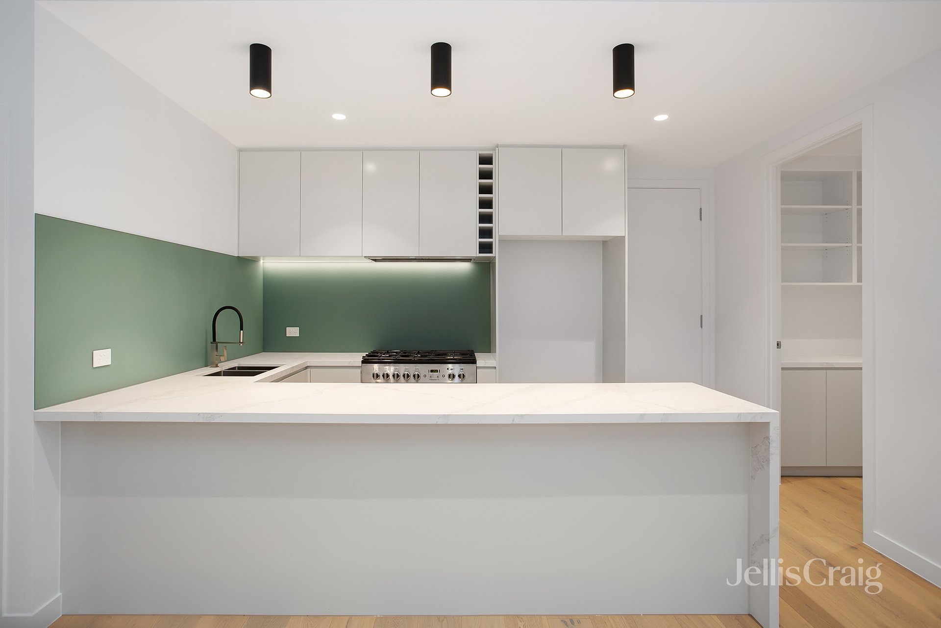 1/27 Wilfred Road, Ivanhoe East image 4