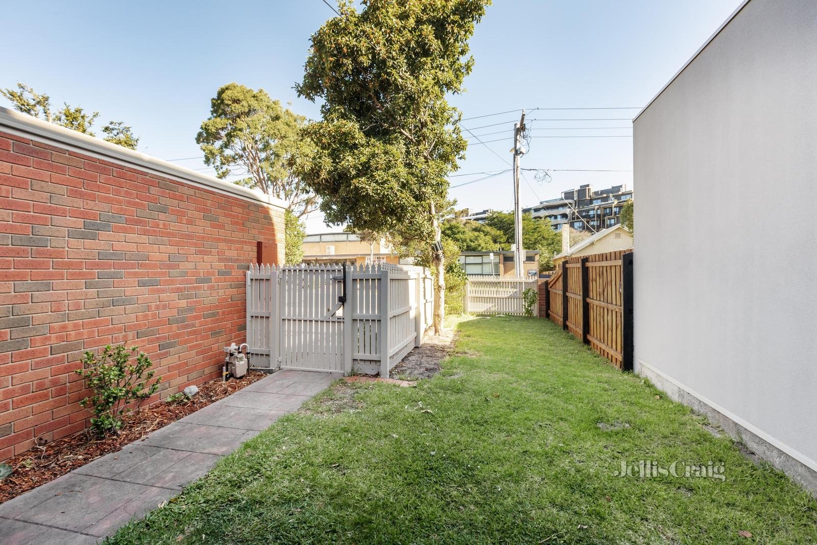 1/27 Willis Street, Hampton image 10