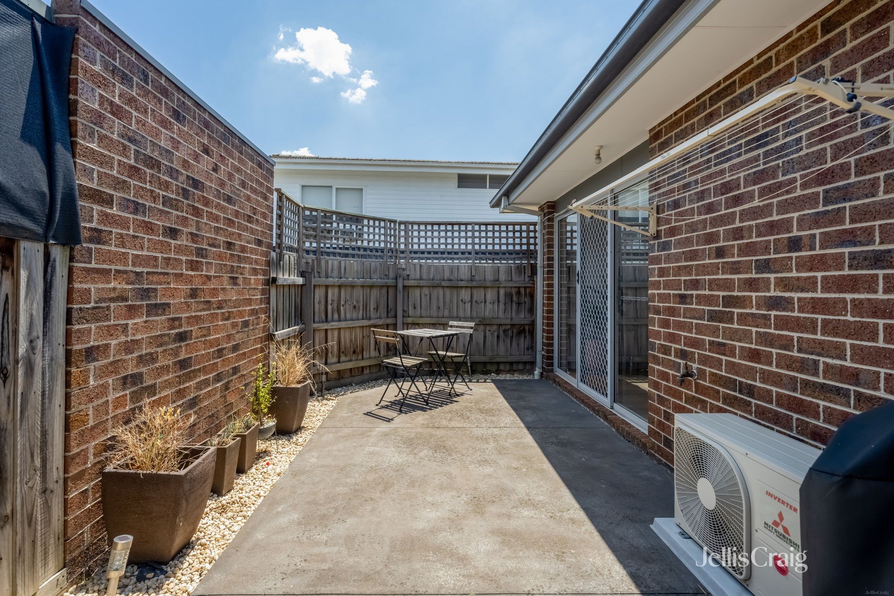 1/27 Willoughby Street, Reservoir image 7