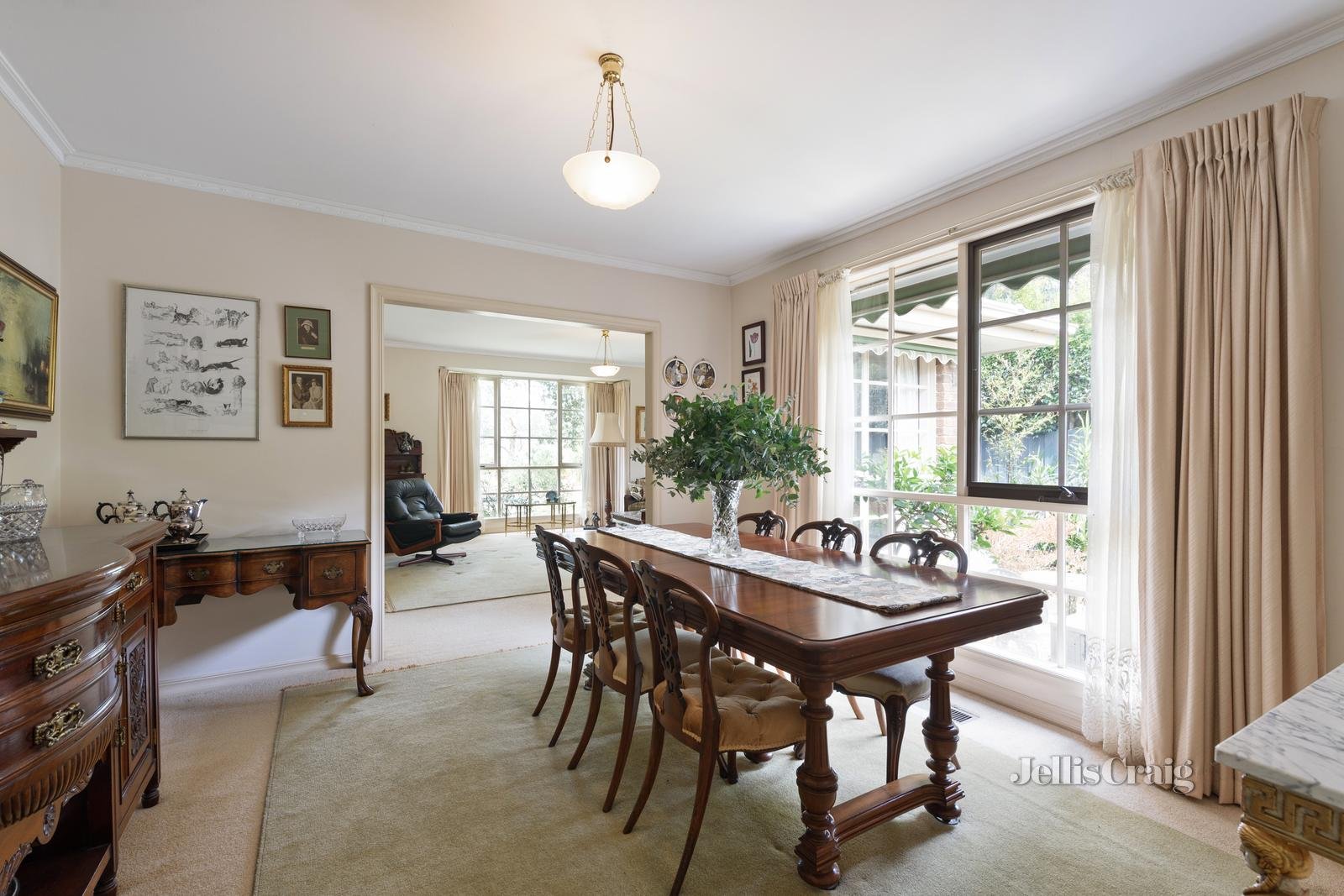 1/27 Wolseley Crescent, Blackburn image 5