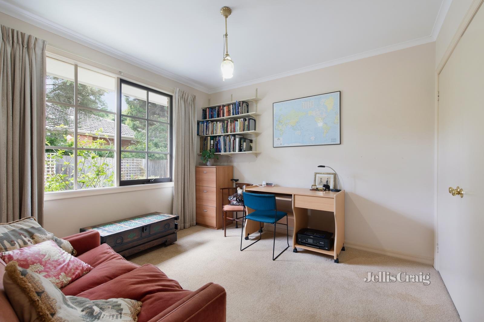 1/27 Wolseley Crescent, Blackburn image 6