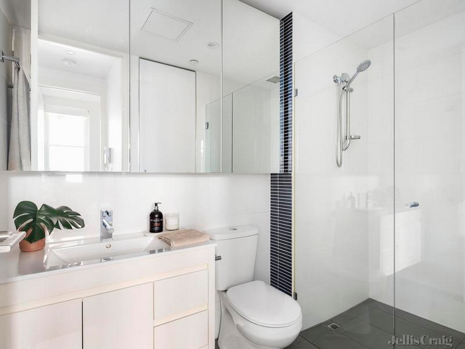 12/70 Nicholson Street, Fitzroy image 4