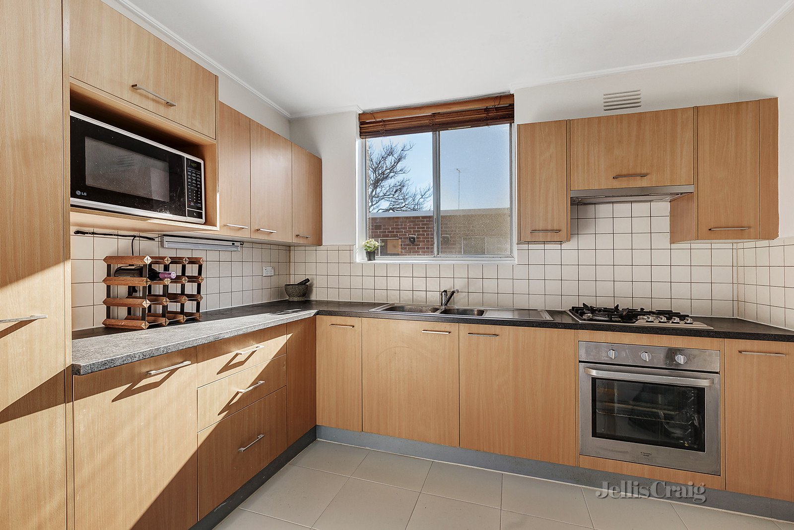 12/70 O'Shanassy Street, North Melbourne image 2