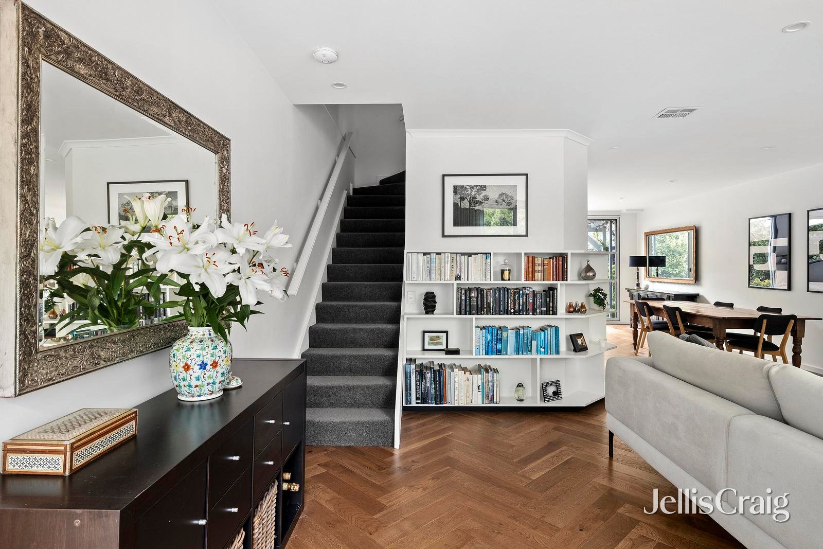 1/272 Nott Street, Port Melbourne image 4
