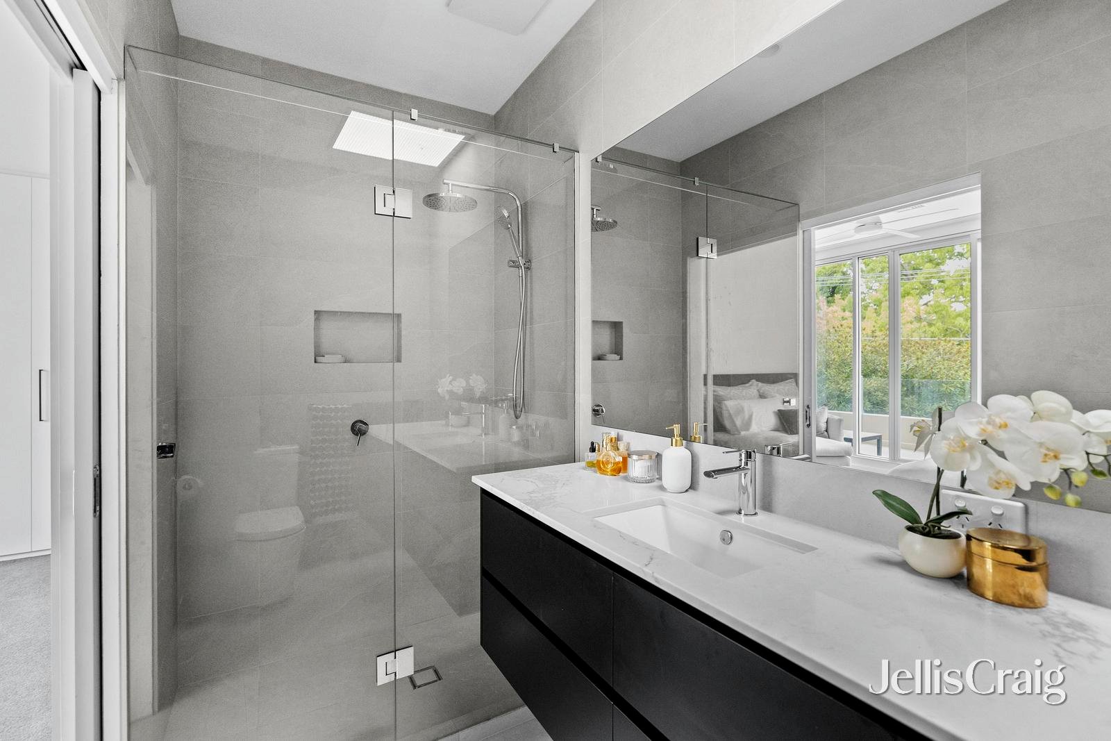 1/272 Nott Street, Port Melbourne image 11