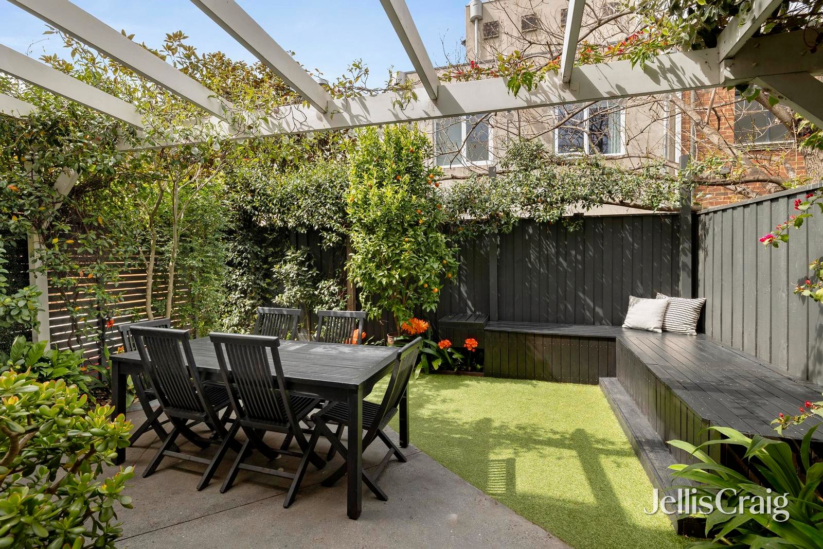1/272 Nott Street, Port Melbourne image 13