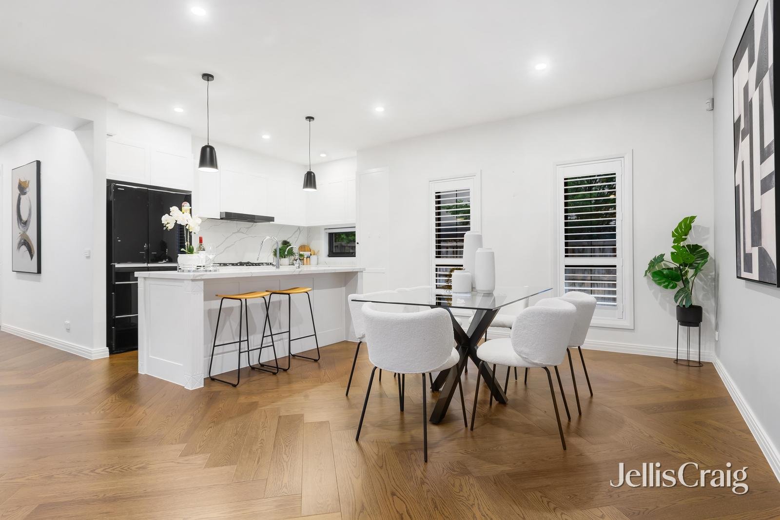 1/273 Lawrence Road, Mount Waverley image 5