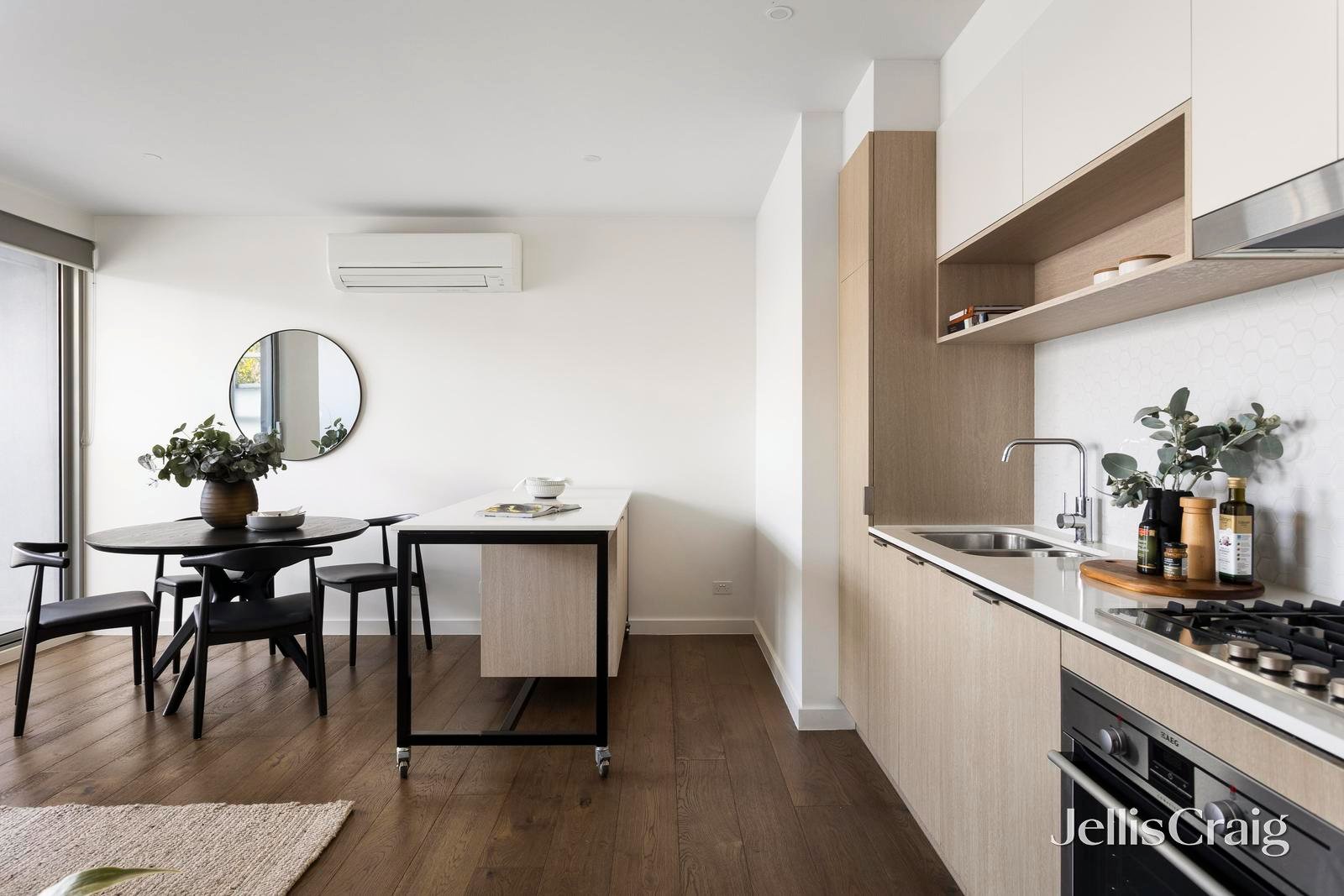12/74 Darebin Street, Heidelberg image 3