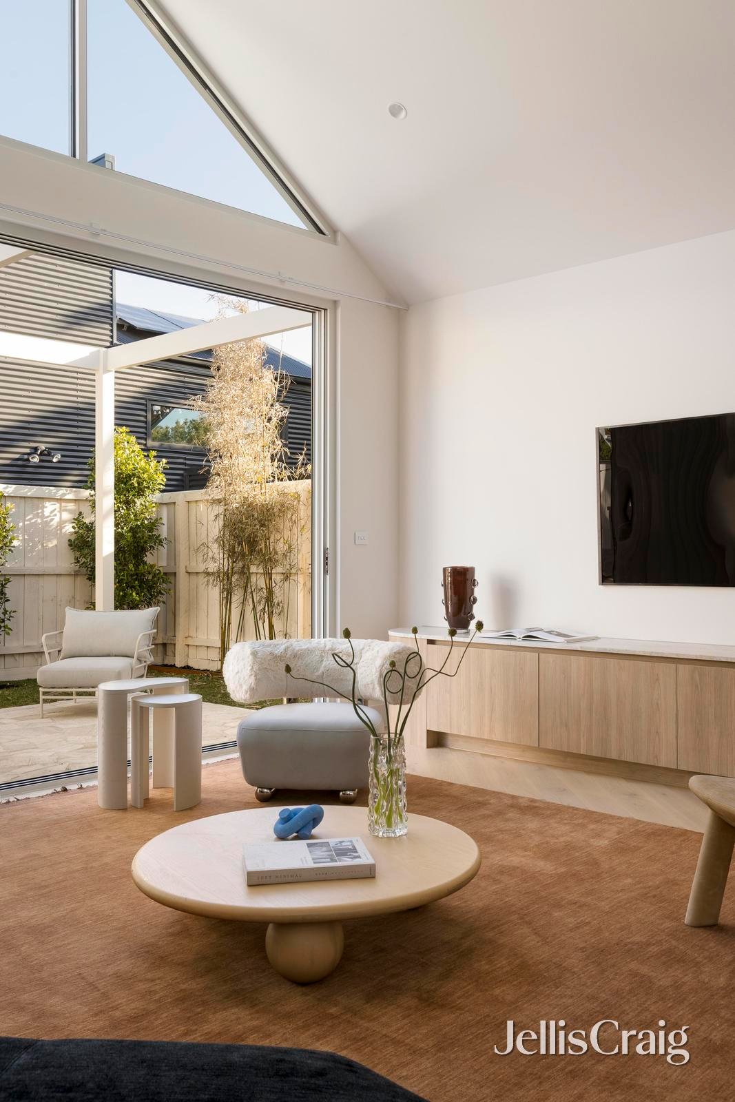 128 Bastings Street, Northcote image 4