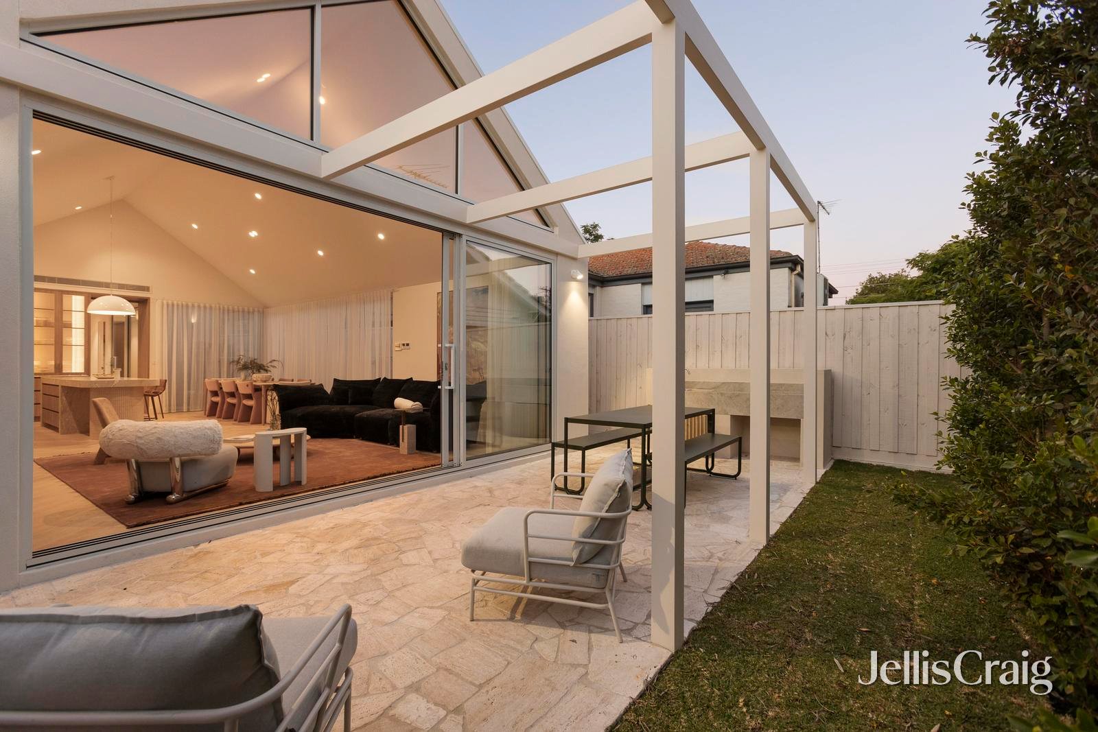 128 Bastings Street, Northcote image 8