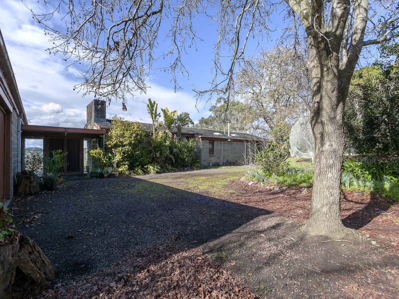 128 Brysons Road, Warrandyte South image 6