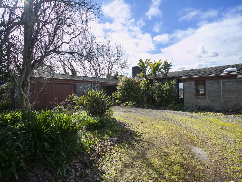 128 Brysons Road, Warrandyte South image 7