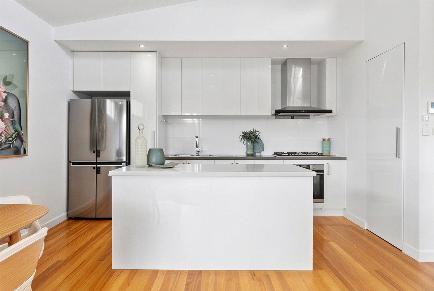 1/28 Bulla Road, Strathmore image 2