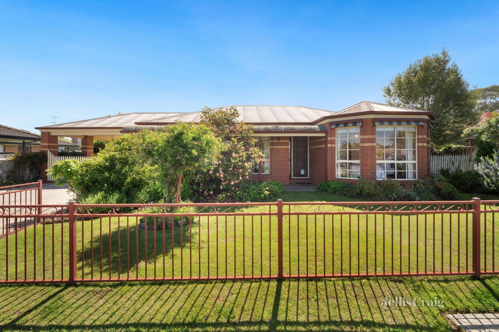 128 Cuthberts Road, Alfredton image 1