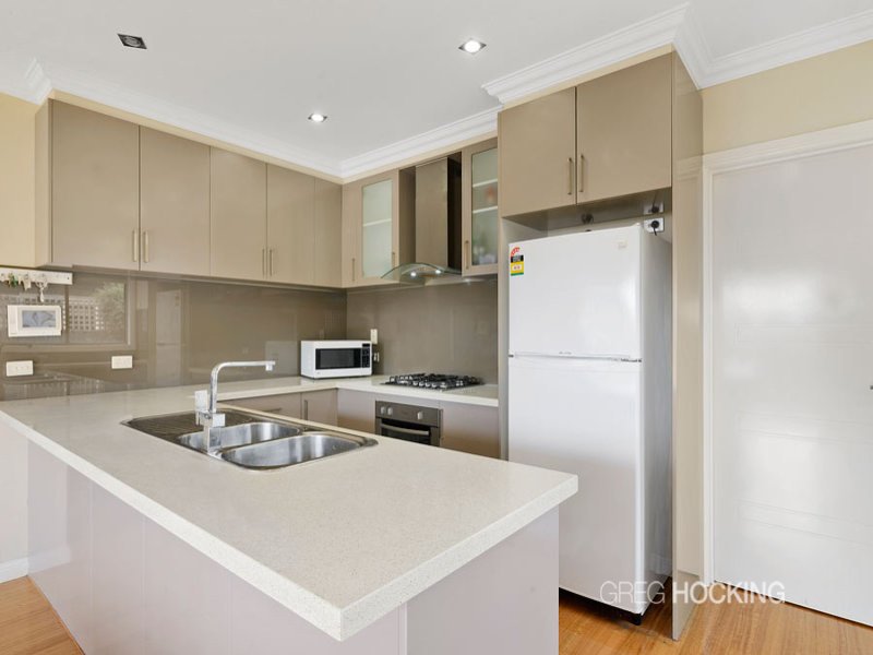 128 Francis Street, Yarraville image 3