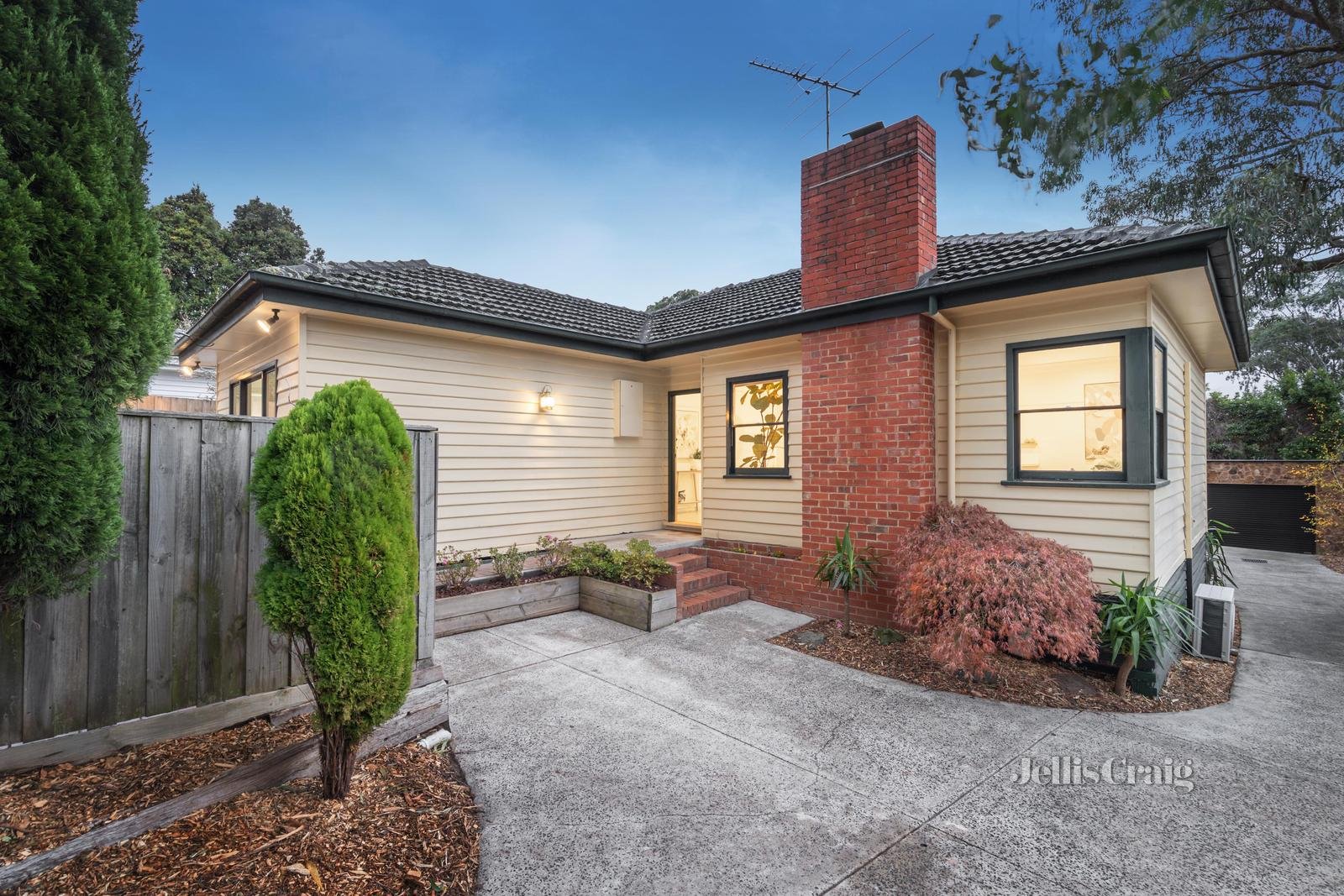 1/28 Glenburnie Road, Mitcham image 1