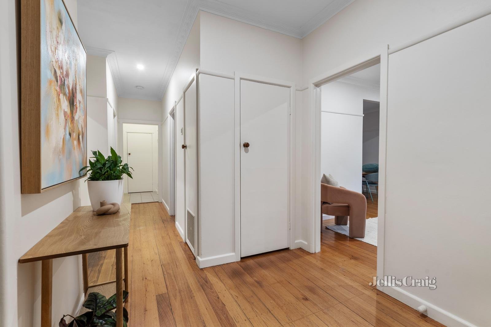 1/28 Glenburnie Road, Mitcham image 2