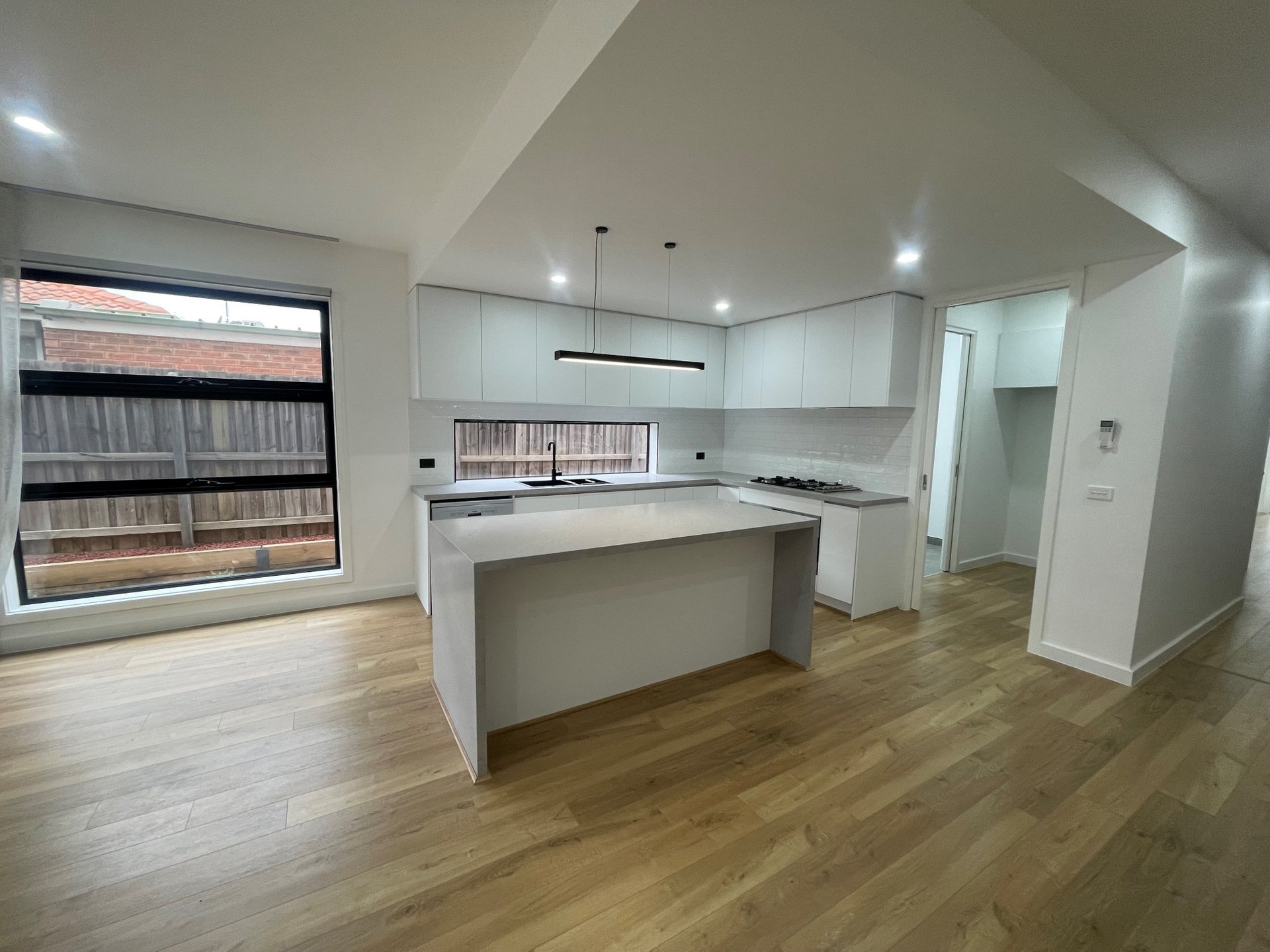 1/28 Haldane Road, Niddrie image 2