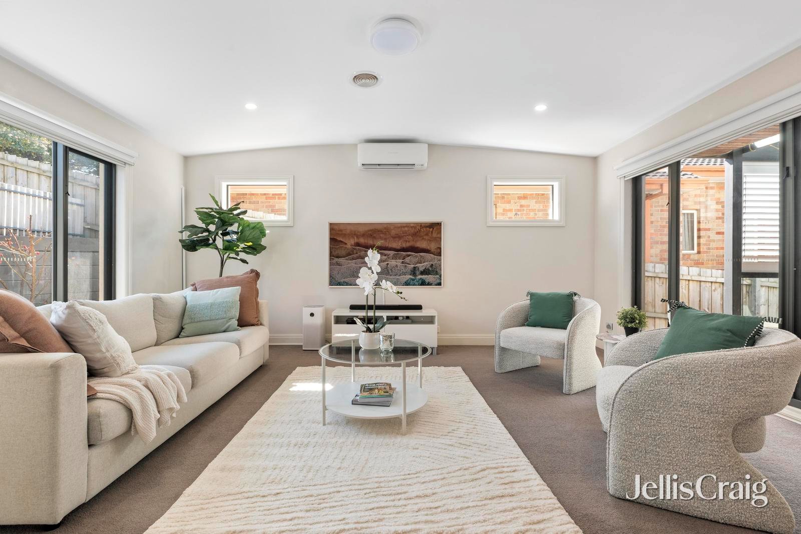 1/28 Ivanhoe Street, Glen&nbsp;Waverley image 2
