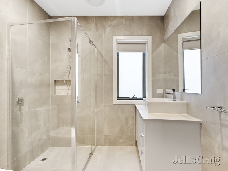 1/28 Leach Street, Briar&nbsp;Hill image 7