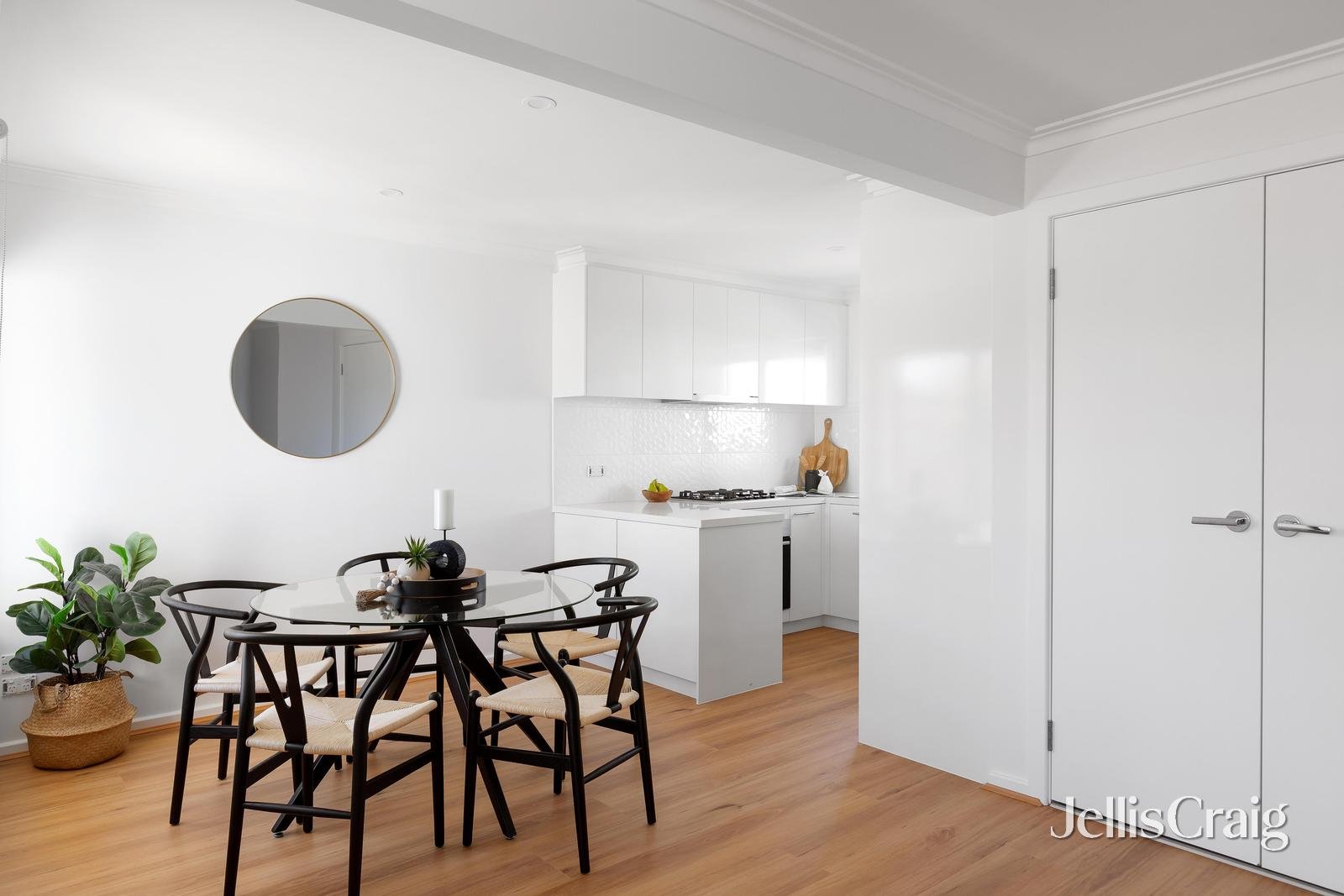 1/28 May Street, Macleod image 6