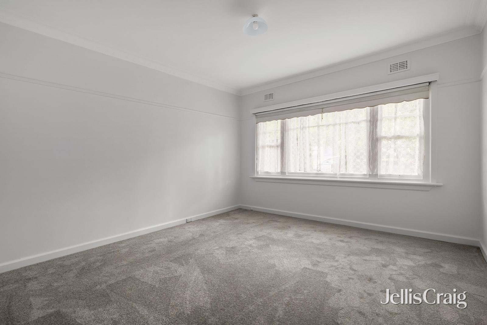 128 Mckinnon Road, Mckinnon image 9