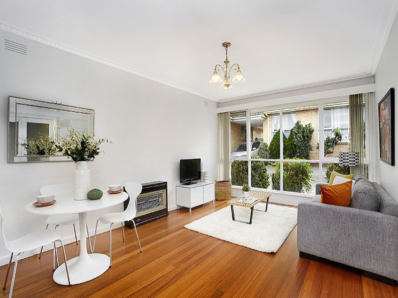 12/8 Parring Road, Balwyn image 2