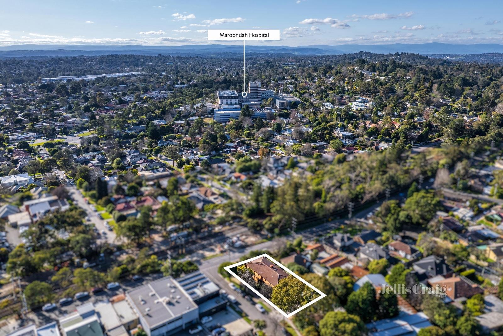 128 Railway Avenue, Ringwood East image 8