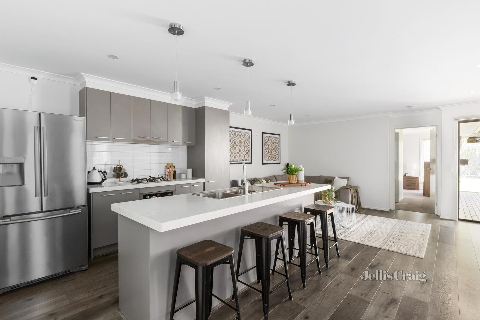 128 Stagecoach Boulevard, South Morang image 4