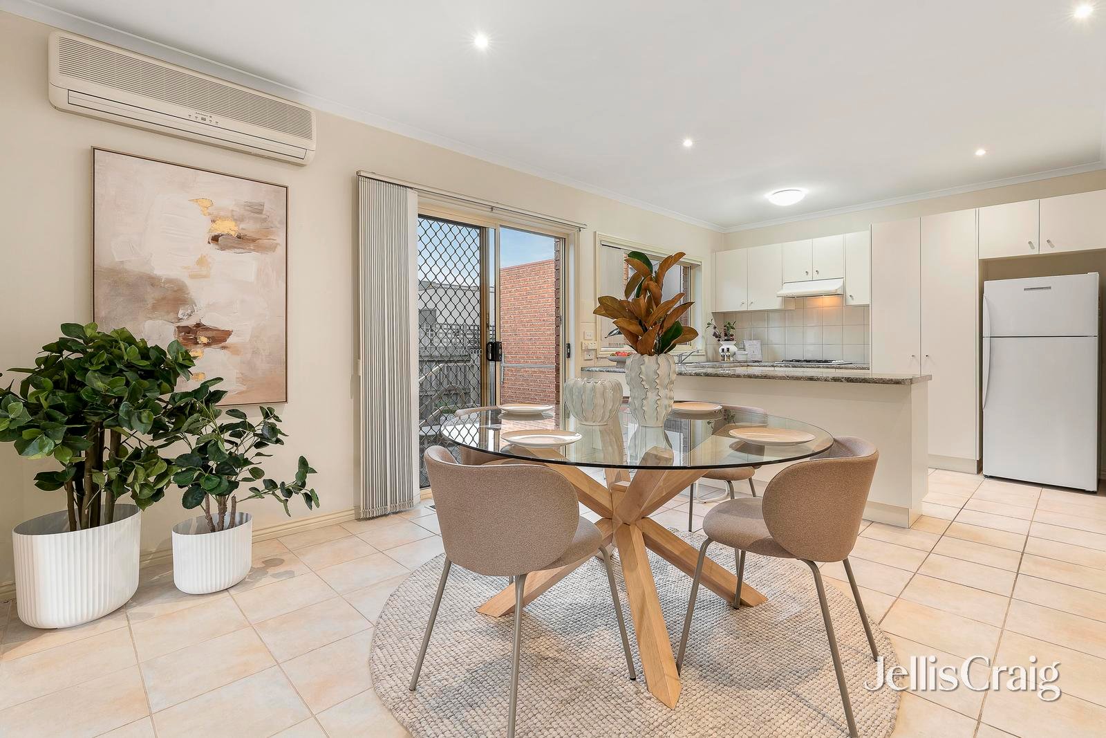 1/28 Tibrockney Street, Highett image 4