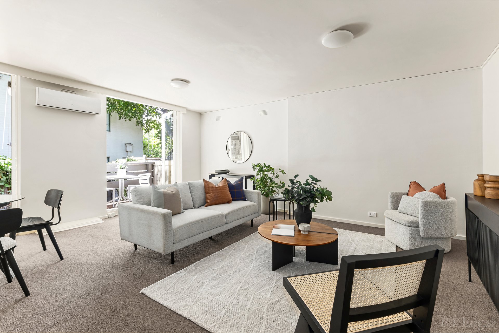 Property Gallery Thumbnail 7