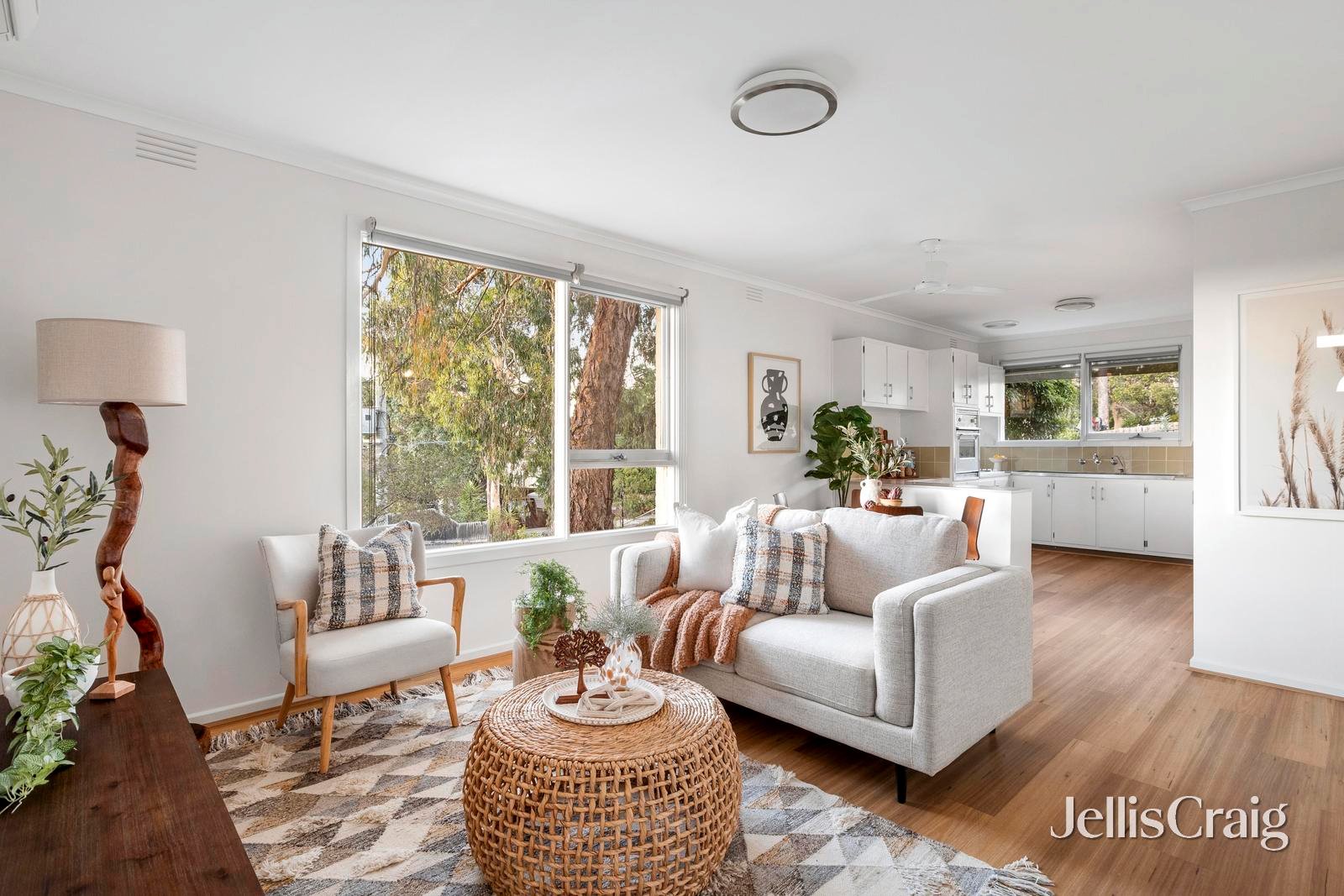 1/28 Warwick Road, Greensborough image 2