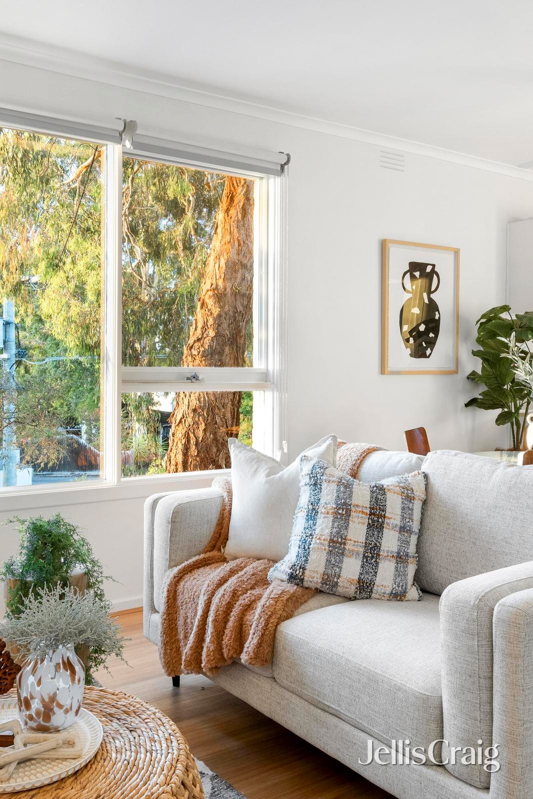 1/28 Warwick Road, Greensborough image 3