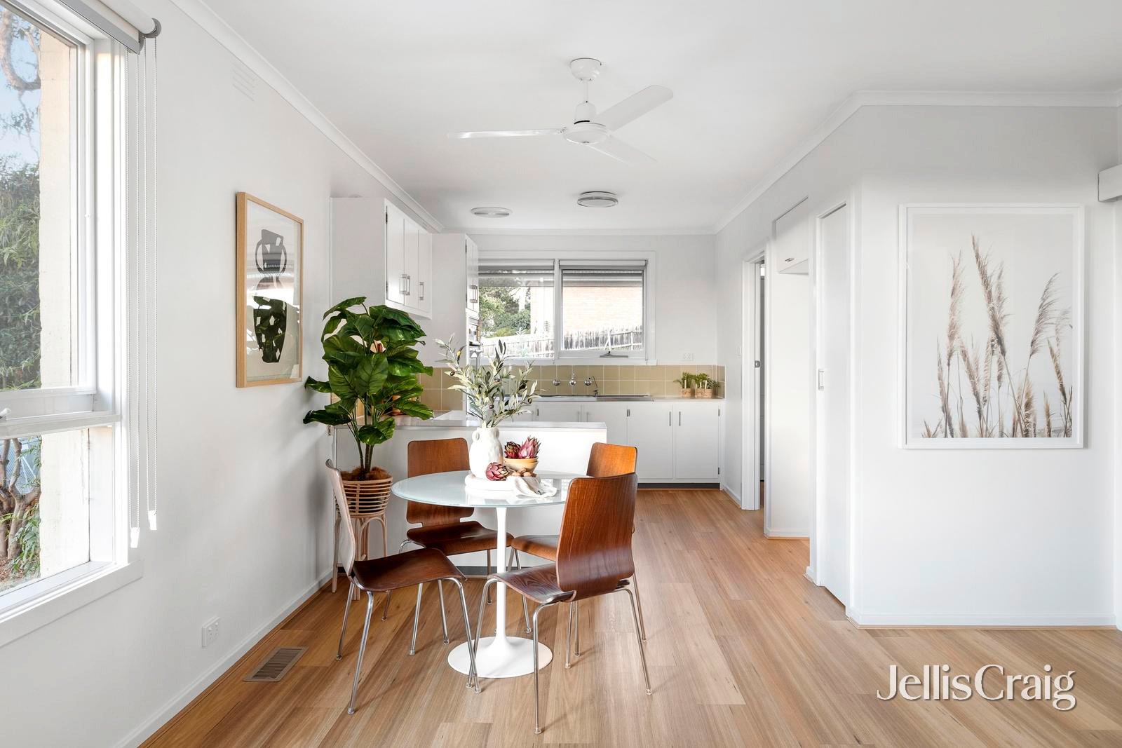 1/28 Warwick Road, Greensborough image 5