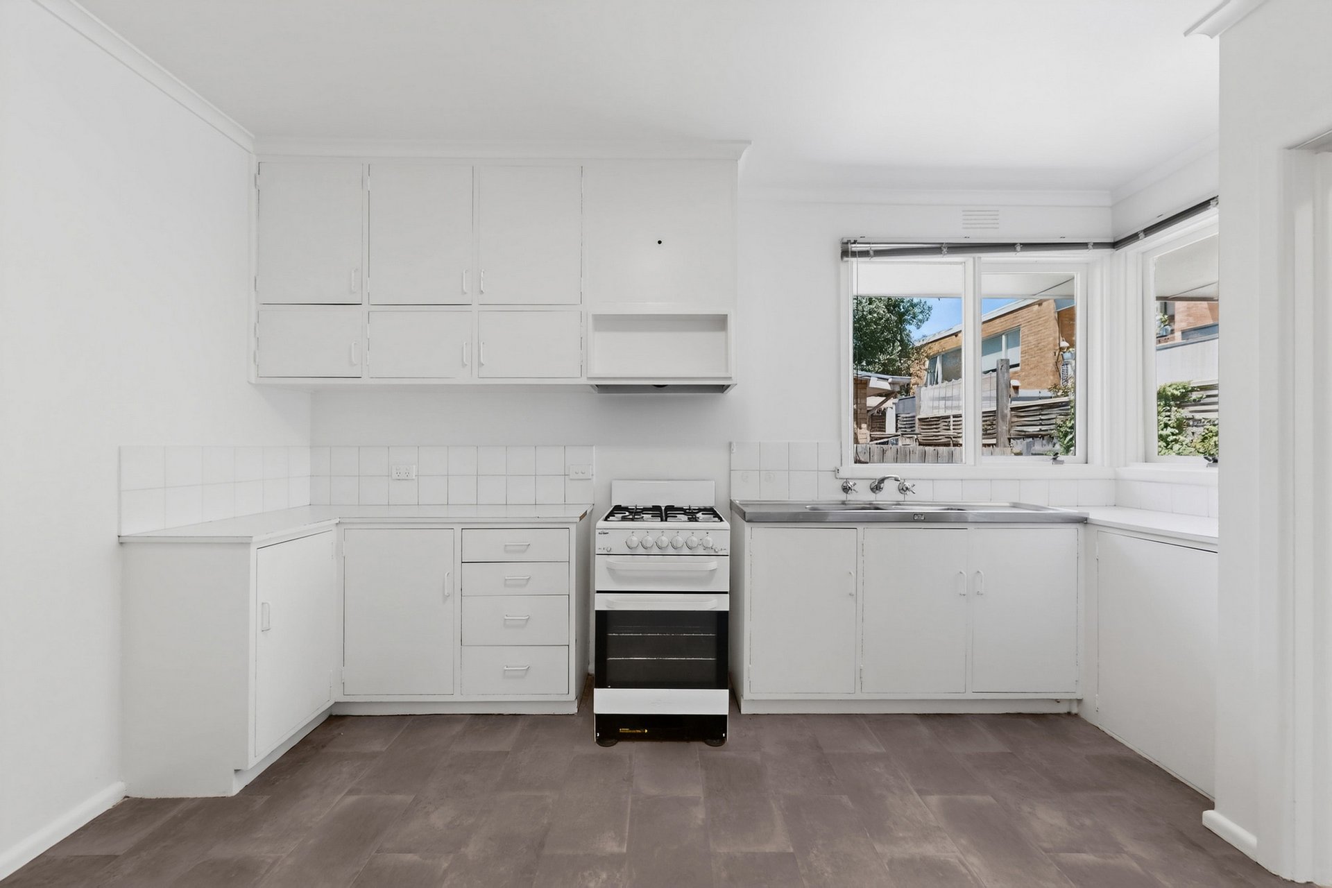 1/280 Barkly Street, Elwood image 4