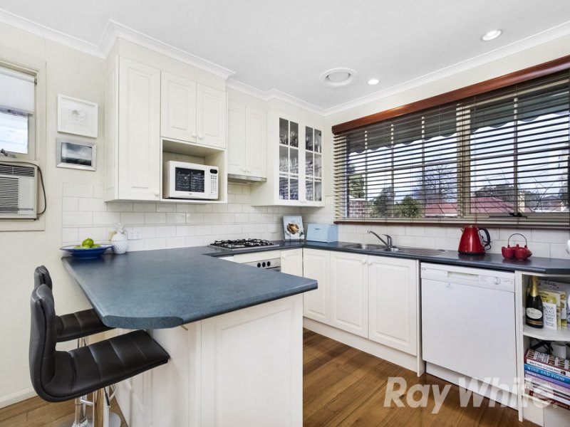 1/280 Lawrence Road, Mount Waverley image 2