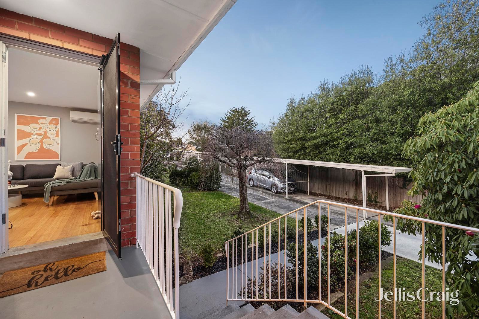 12/82 Victoria Crescent, Mont Albert image 16