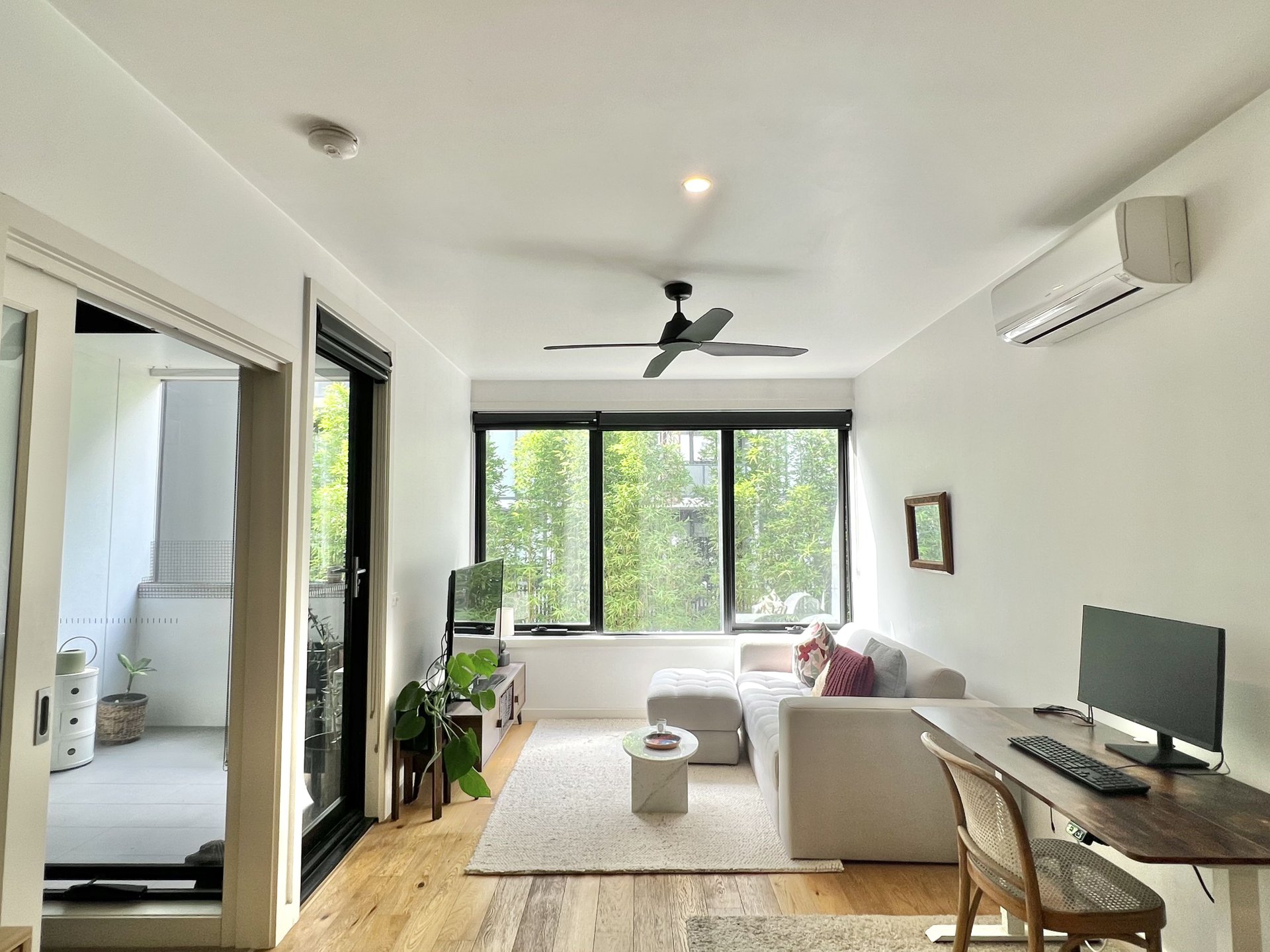 128/218 Bay Road, Sandringham image 3