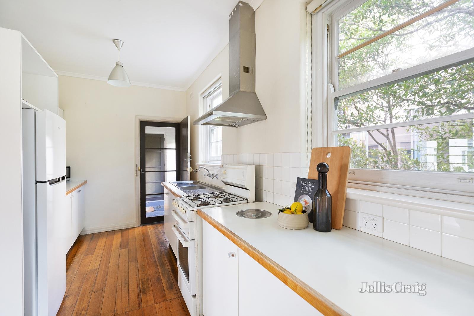 12/83 Alexandra Avenue, South Yarra image 3