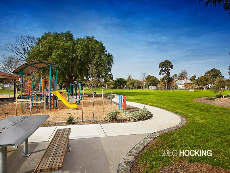 1/283 Williamstown Road, Yarraville image 2