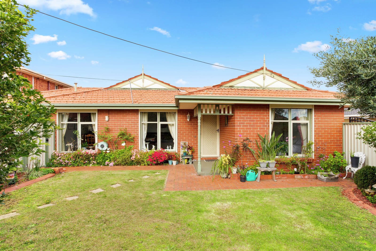 1/284 Milleara Road, Avondale Heights VIC 3034
