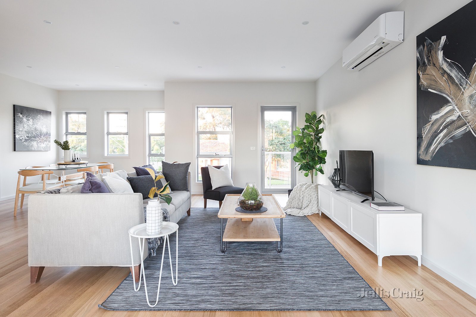 128e Raglan Street, Preston image 3