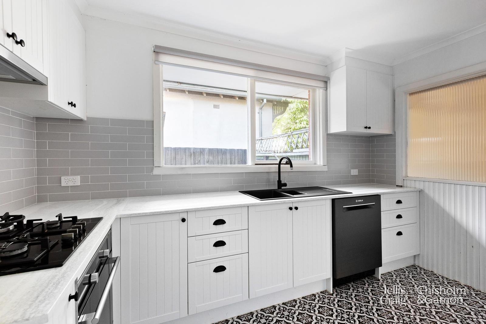 1&2/9 Addison Street, Elwood image 5